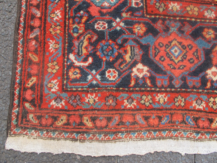 Fereghan Carpet With Open Field Design